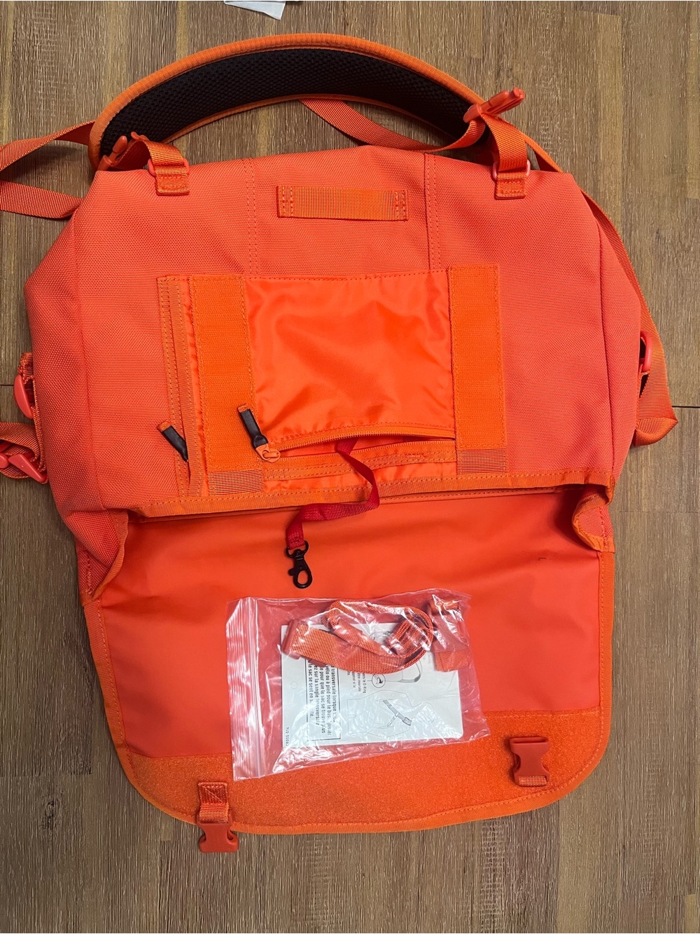 Timbuk2 Bright Orange Messenger Bag for Men - Picture 3 of 6